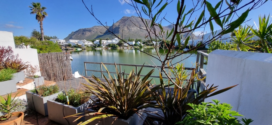 To Let 1 Bedroom Property for Rent in Marina Da Gama Western Cape